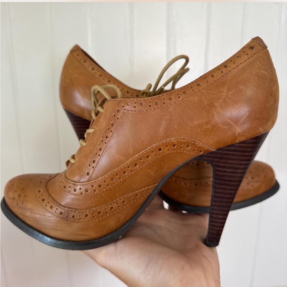 Aldo Brogue Heels - Picture 2 of 4